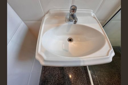 Casa de condomínio para alugar com 1030m², 5 quartos e 8 vagas Casa de condomínio para alugar com 1030m², 5 quartos e 8 vagasSuíte 2 - Banheiro