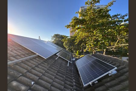 Área técnica - Placas fotovoltaicas de casa de condomínio para alugar com 5 quartos, 1030m² em Barra da Tijuca, Rio de Janeiro
