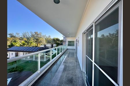 Casa de condomínio para alugar com 1030m², 5 quartos e 8 vagas Casa de condomínio para alugar com 1030m², 5 quartos e 8 vagasSuíte 1 - Varanda