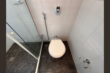 Casa de condomínio para alugar com 1030m², 5 quartos e 8 vagas Casa de condomínio para alugar com 1030m², 5 quartos e 8 vagasSuíte 2 - Banheiro