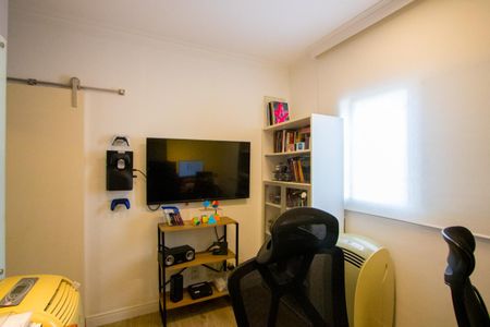 Apartamento à venda com 160m², 2 quartos e 1 vaga Apartamento à venda com 160m², 2 quartos e 1 vagaEscritório do quarto 1