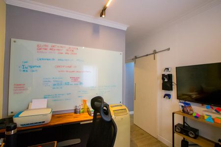 Apartamento à venda com 160m², 2 quartos e 1 vaga Apartamento à venda com 160m², 2 quartos e 1 vagaEscritório do quarto 1