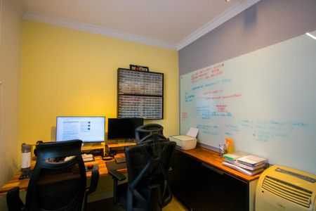 Apartamento à venda com 160m², 2 quartos e 1 vaga Apartamento à venda com 160m², 2 quartos e 1 vagaEscritório do quarto 1