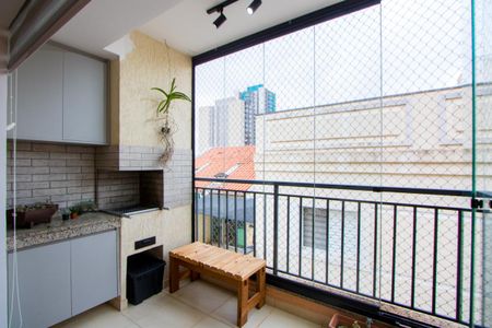 Apartamento à venda com 160m², 2 quartos e 1 vaga Apartamento à venda com 160m², 2 quartos e 1 vagaVaranda gourmet