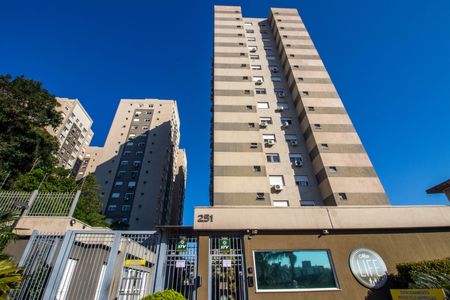 Apartamento para alugar com 54m², 2 quartos e 1 vagaFachada