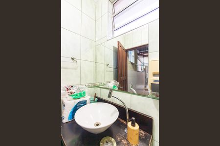 Casa à venda com 140m², 2 quartos e 1 vaga Casa à venda com 140m², 2 quartos e 1 vagaBanheiro 1