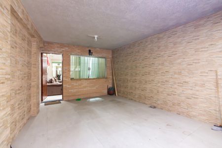 Casa à venda com 140m², 2 quartos e 1 vaga Casa à venda com 140m², 2 quartos e 1 vagaGaragem