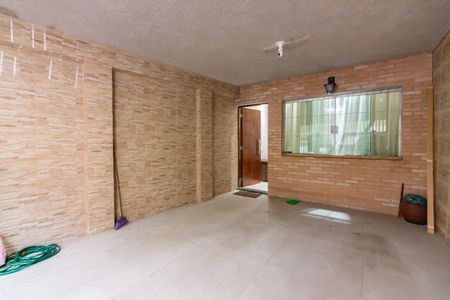 Casa à venda com 140m², 2 quartos e 1 vaga Casa à venda com 140m², 2 quartos e 1 vagaGaragem