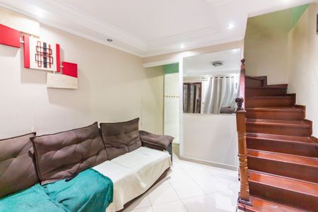 Sala  de casa à venda com 2 quartos, 140m² em Rio Pequeno, Osasco