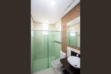 Casa para alugar com 110m², 2 quartos e 2 vagas Casa para alugar com 110m², 2 quartos e 2 vagasBanheiro da Suíte