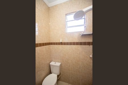 Casa para alugar com 110m², 2 quartos e 2 vagas Casa para alugar com 110m², 2 quartos e 2 vagasBanheiro Social