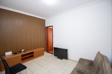 Casa para alugar com 110m², 2 quartos e 2 vagas Casa para alugar com 110m², 2 quartos e 2 vagasQuarto Suíte