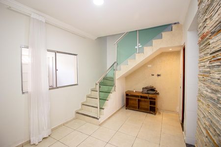 Sala de casa para alugar com 2 quartos, 110m² em Tropical, Contagem