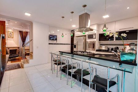 Casa à venda com 180m², 2 quartos e 2 vagas