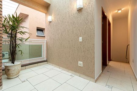 Casa à venda com 180m², 2 quartos e 2 vagas