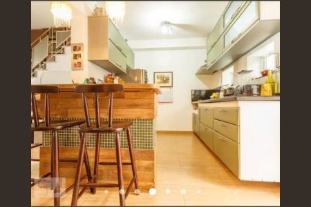Casa à venda com 125m², 2 quartos e 2 vagas