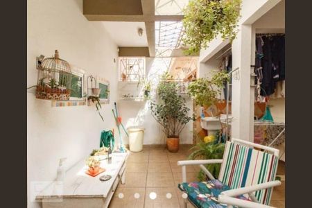 Casa à venda com 125m², 2 quartos e 2 vagas
