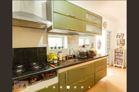 Casa à venda com 125m², 2 quartos e 2 vagas