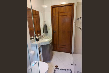 Casa à venda com 3 quartos, 168m² em Vila Monumento, São Paulo