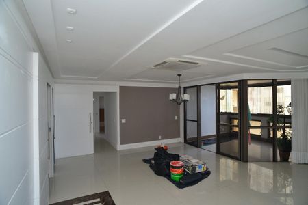 Sala de apartamento para alugar com 4 quartos, 177m² em Barra da Tijuca, Rio de Janeiro