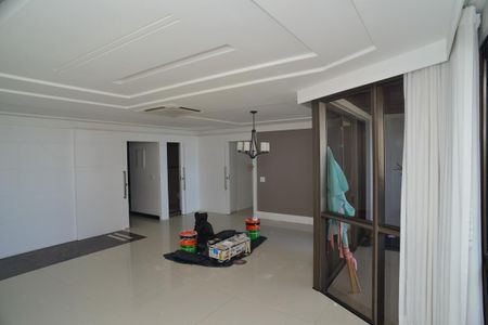 Sala de apartamento para alugar com 4 quartos, 177m² em Barra da Tijuca, Rio de Janeiro