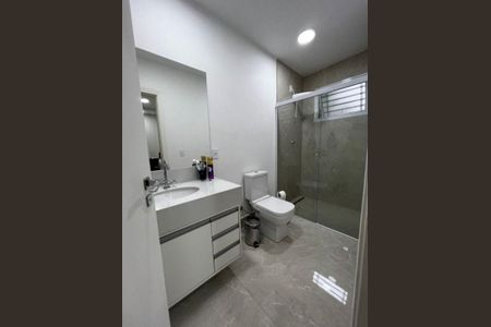 Casa à venda com 3 quartos, 150m² em Vila Cordeiro, São Paulo