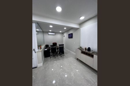 Casa à venda com 3 quartos, 150m² em Vila Cordeiro, São Paulo