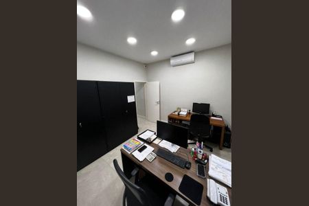 Casa à venda com 3 quartos, 150m² em Vila Cordeiro, São Paulo