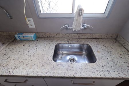 Apartamento à venda com 98m², 2 quartos e 1 vagaCozinha - Pia