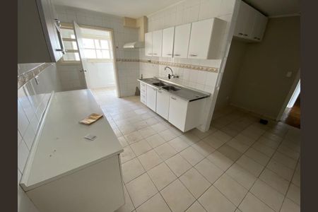 Apartamento à venda com 210m², 4 quartos e 2 vagas