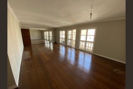 Apartamento à venda com 210m², 4 quartos e 2 vagas