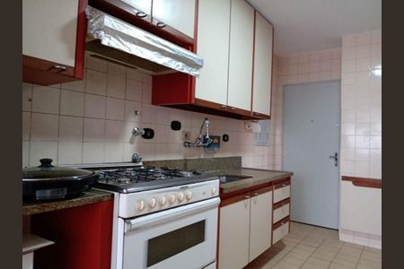 Apartamento à venda com 297m², 4 quartos e 4 vagas
