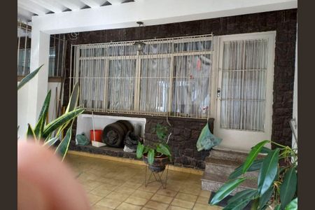 Casa à venda com 165m², 3 quartos e 2 vagas