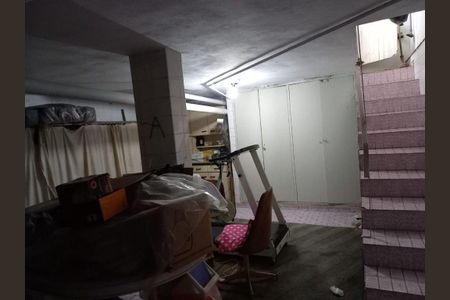 Casa à venda com 165m², 3 quartos e 2 vagas