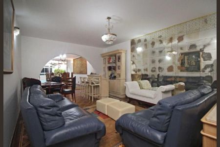 Casa à venda com 4 quartos, 390m² em Planalto Paulista, São Paulo