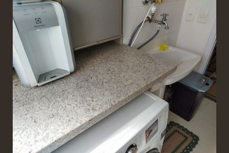 Apartamento à venda com 87m², 3 quartos e 2 vagas Apartamento à venda com 87m², 3 quartos e 2 vagasÁrea de Serviço
