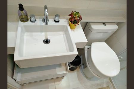 Apartamento à venda com 87m², 3 quartos e 2 vagas Apartamento à venda com 87m², 3 quartos e 2 vagasBanheiro da suíte 2