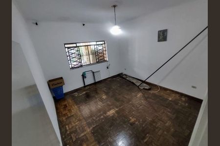 Casa à venda com 4 quartos, 1525m² em Vila Liviero, São Paulo