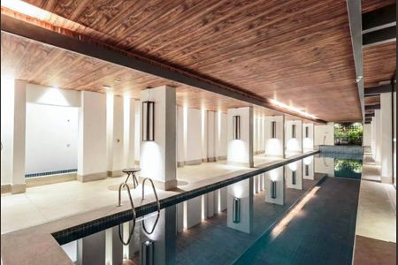 Studio à venda com 30m², 1 quarto e sem vaga Studio à venda com 30m², 1 quarto e sem vagaÁrea comum - Piscina