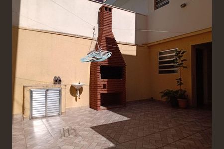 Casa à venda com 240m², 3 quartos e 5 vagas