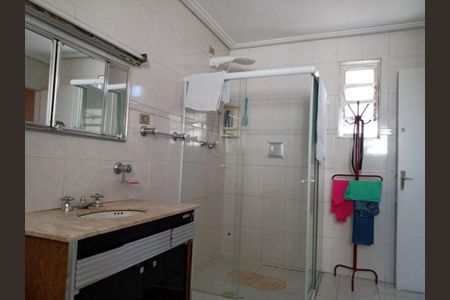 Casa à venda com 240m², 3 quartos e 5 vagas