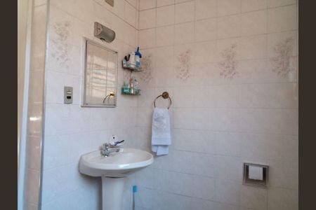 Casa à venda com 240m², 3 quartos e 5 vagas