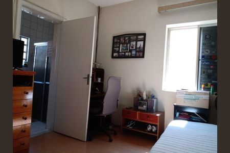Casa à venda com 3 quartos, 240m² em Mirandópolis, São Paulo