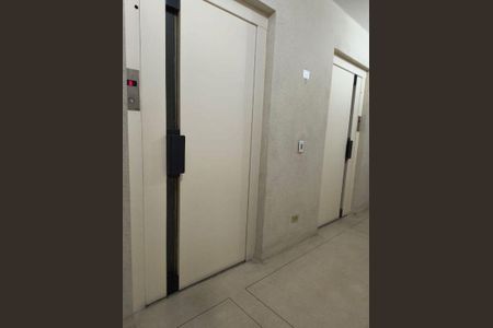 Apartamento à venda com 67m², 1 quarto e 1 vaga