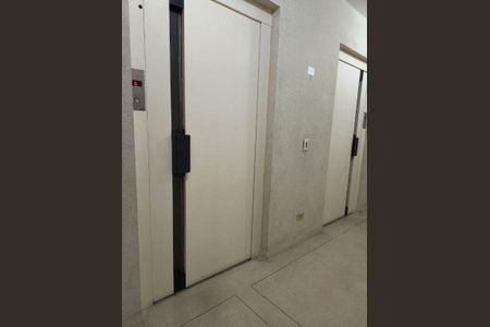 Apartamento à venda com 67m², 1 quarto e 1 vaga