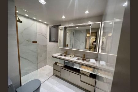Apartamento à venda com 3 quartos, 132m² em Vila Mariana, São Paulo