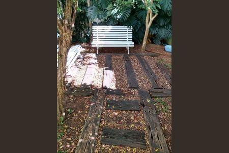 Casa à venda com 200m², 3 quartos e 6 vagas