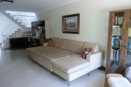Casa à venda com 3 quartos, 200m² em Vila Moinho Velho, São Paulo