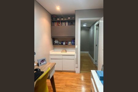 Apartamento à venda com 191m², 3 quartos e 3 vagas