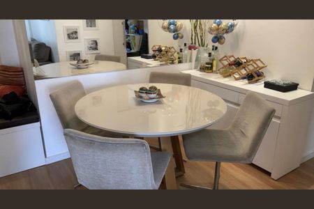 Apartamento à venda com 73m², 3 quartos e 1 vagaSala